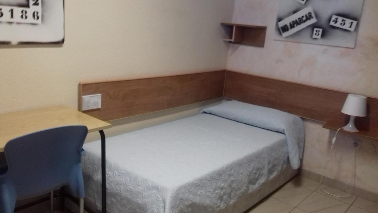 Residencia Diego Martinez Palencia Extérieur photo